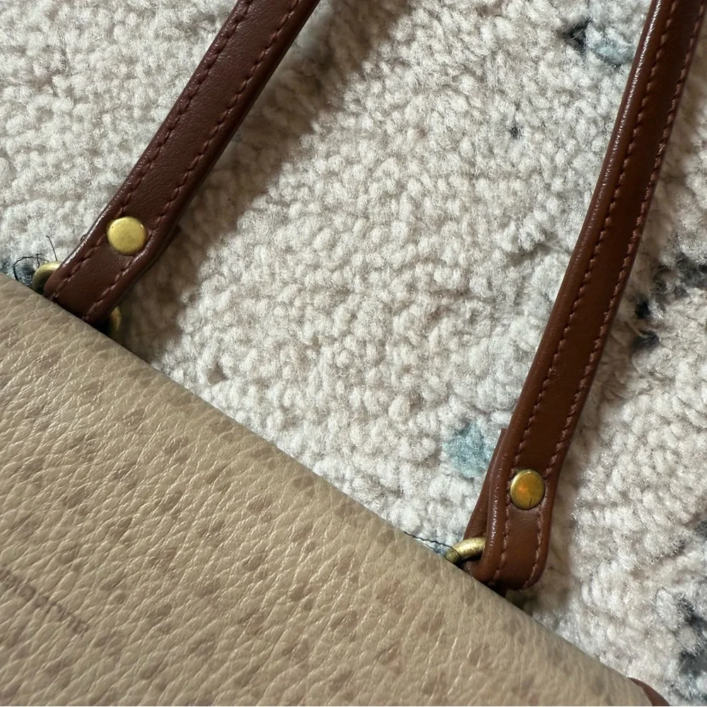 Vintage Liz Claiborne Crossbody - Picture 11 of 13